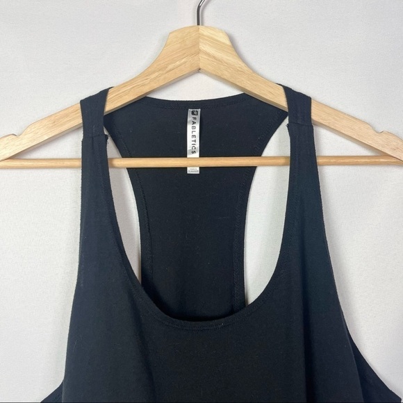 Fabletics Black Two Layered Scoop Neck Athletic Tank Top L - Picture 3 of 4